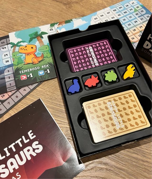 Happy Little Dinosaurs. Juego de Mesa