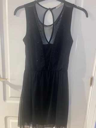 Vestido corto negro de Nochevieja con brillos