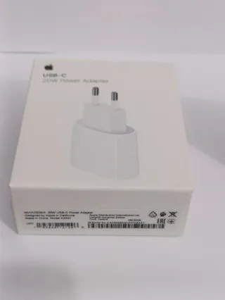 Caricatore iPhone 20W e cavo Apple