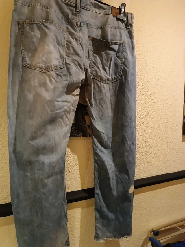 Vaqueros boyfriend desgastados
