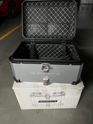 Baúl Moto GPR TOP CASE 55L Aluminio
