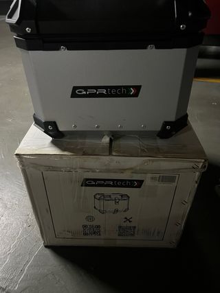 Baúl Moto GPR TOP CASE 55L Aluminio