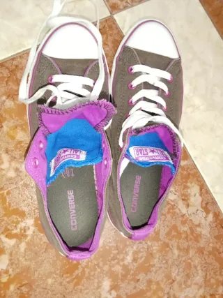 Converse Marrones y Moradas Talla 38