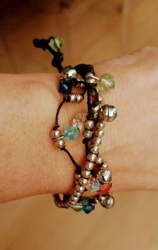 Braccialetto elegante con perline