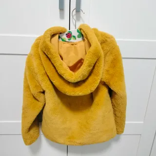 Chaqueta pelito amarilla