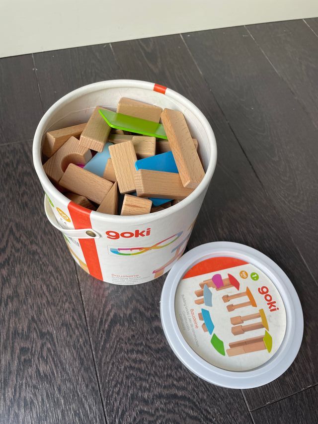 Blocchi di costruzione in legno Goki 1+ 100 pezzi