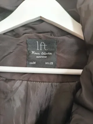 Chaqueta acolchada negra Lefties Talla M