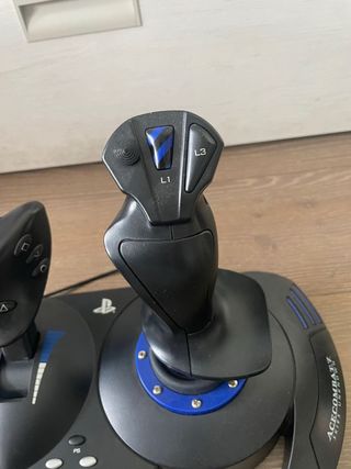 Mandos Thrustmaster Ace Combat 7 PS