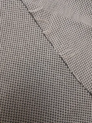 Tela para traje medieval beige y gris.