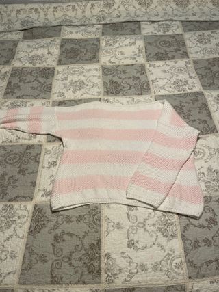 Jersey de punto rosa y blanco
