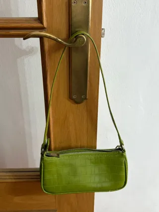 Bolso verde efecto piel cocodrilo