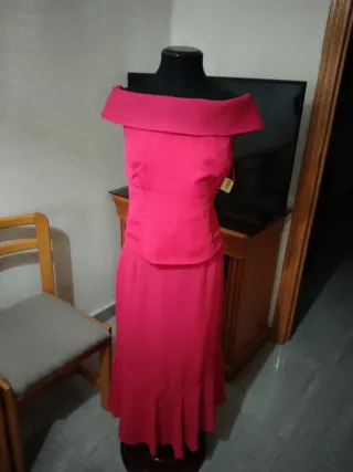 Conjunto falda y corpiño fiesta color fucsia