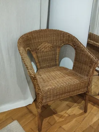 Silla de mimbre y madera Ikea ratán y bambu