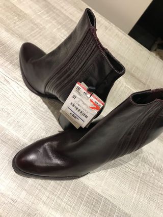 Botines de tacón marrones