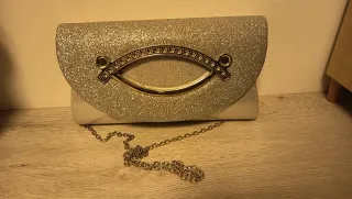 Bolso de mano  plateado para fiesta