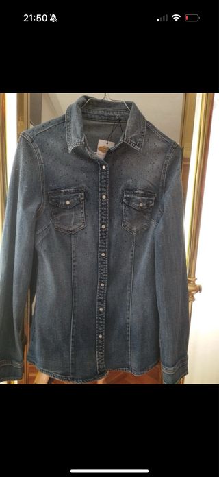 Camisa vaquera con brillos
