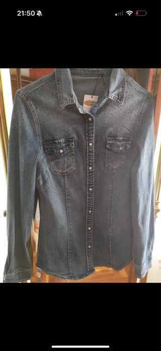 Camisa vaquera con brillos