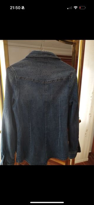 Camisa vaquera con brillos