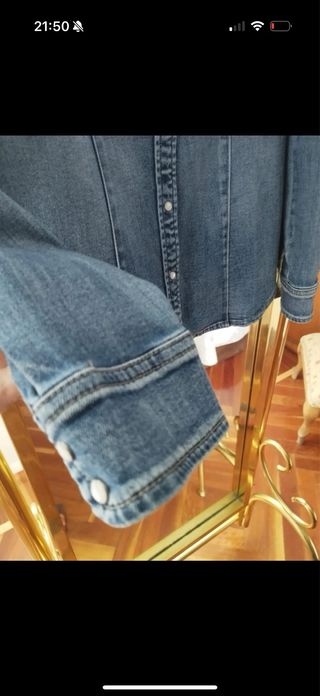 Camisa vaquera con brillos