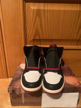 Nike Air Jordan 1 Retro Black Toe EU 42.5