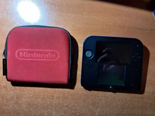 Nintendo 2DS Nero e Blu