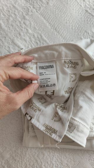Fracomina Jeans Blancos con Brillantes