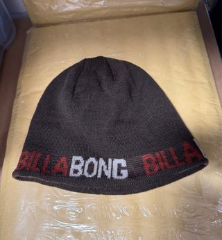 Gorro Invierno Billabong Reversible Beige y Marrón