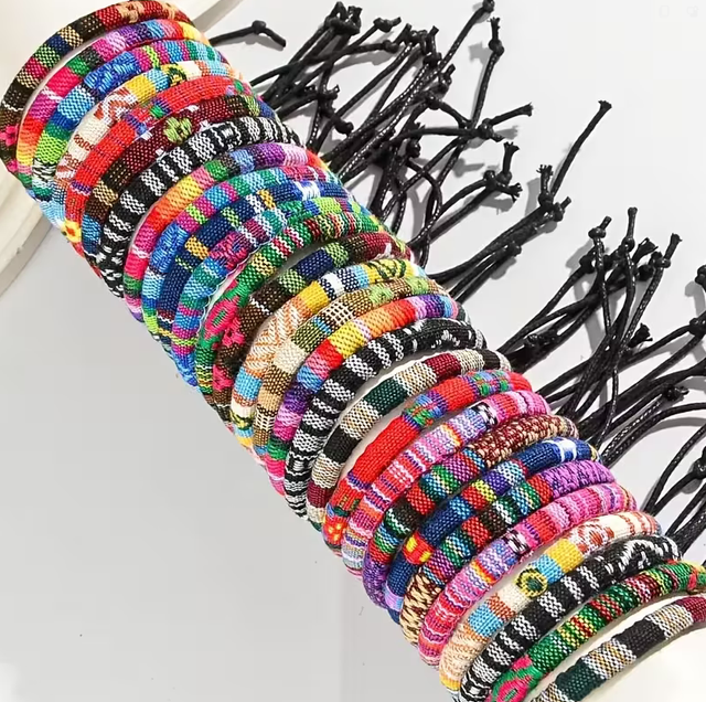 Lote de 36 pulseiras trançadas estilo surf boêmias novas