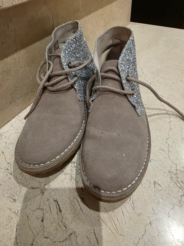 Botines Beige / gris y Plateados para Fiesta