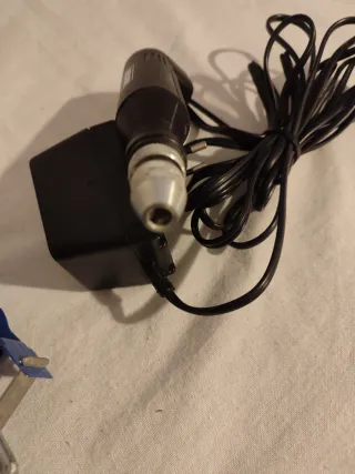 Mini taladro y pistola de silicona de regalo