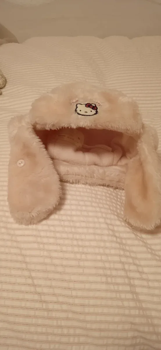 Berretto in peluche per bambina Hello Kitty rosa