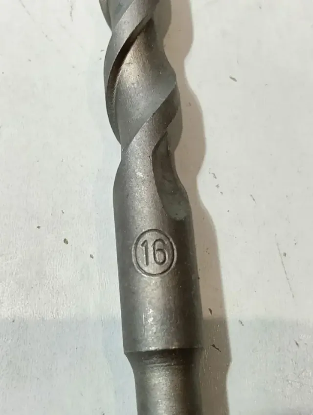 5 trapani e scalpelli