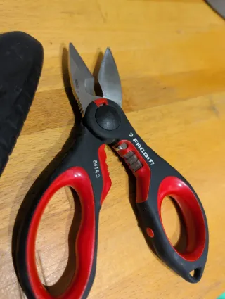 Tijeras Facom 841A.3