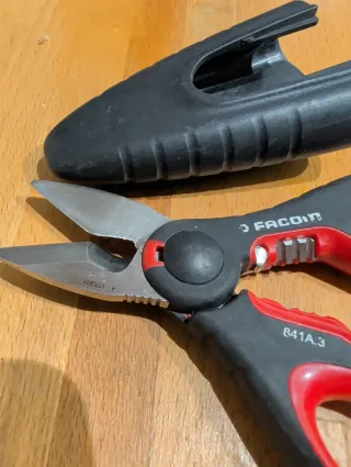 Tijeras Facom 841A.3