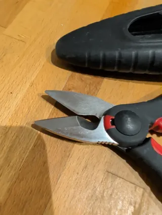 Tijeras Facom 841A.3