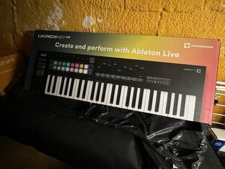 Novation Launchkey 49 MK3