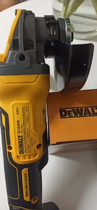Radial a batería DeWalt