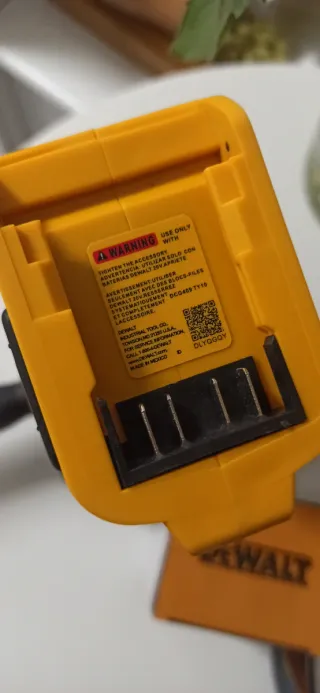 Radial a batería DeWalt