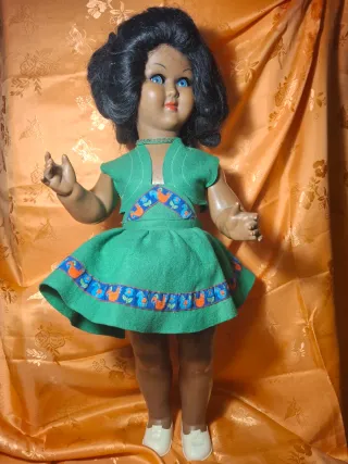 Bambola mora anni 50 h.67cm