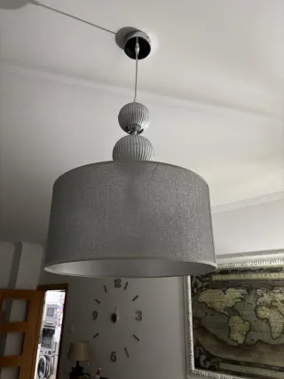 Lote 3 lámparas: pie y colgantes