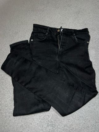 Pantalones ZARA negros Talla 38