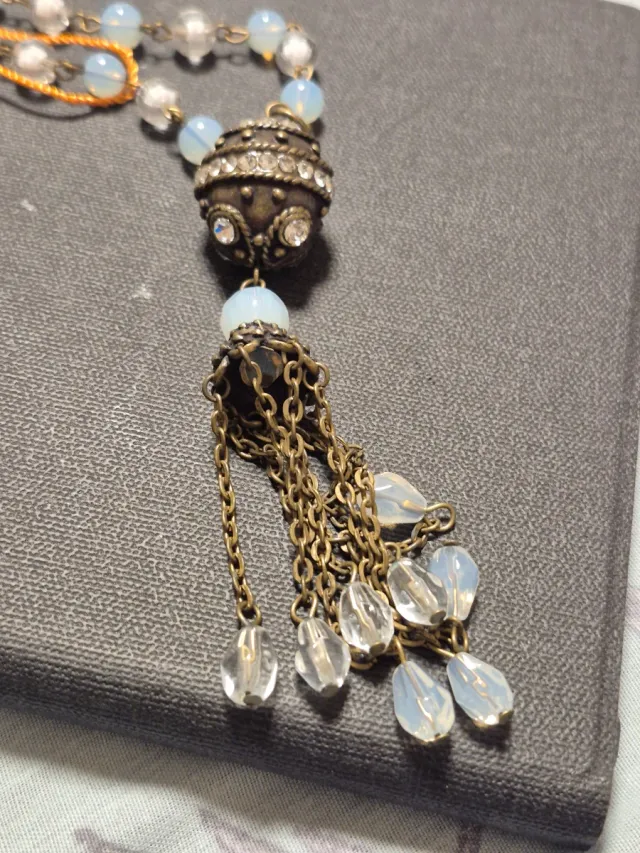 Collana perline azzurre e trasparenti