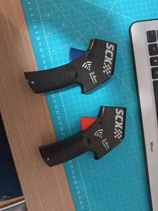 2 mandos Scalestrix SCX 2.4GHz Wirelesss 3A5