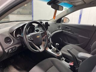 Chevrolet Cruze 2012