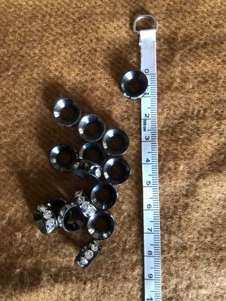 Aros para bisutería metal y strass negro