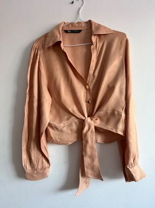 Blusa Zara satinada talla s