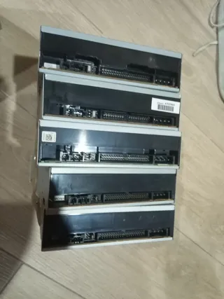 5 Grabadoras IDE (Negro/Blanco) Las 5 por 23€