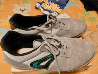 Zapatillas Fútbol Sala Talla 45 Beige/Gris