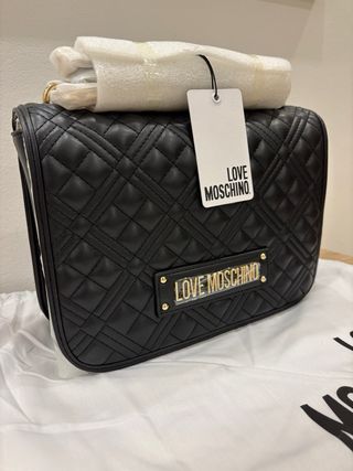 Bolso Love Moschino Negro Acolchado