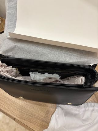 Bolso Love Moschino Negro Acolchado